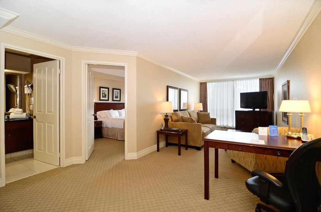Best Western Plus Ottawa Downtown Suites Pokoj fotografie